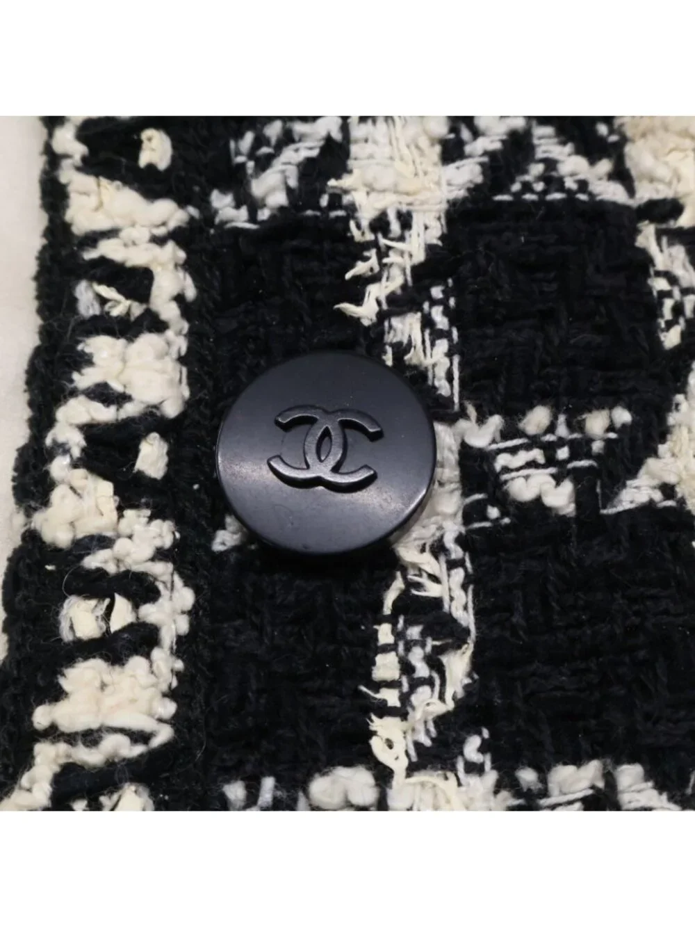 Chanel CC Logo Button Tweed Jacket 38